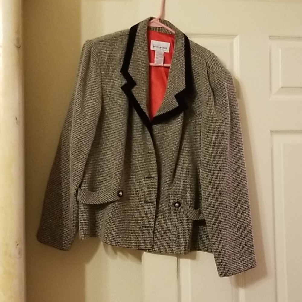 Tweed type blazer